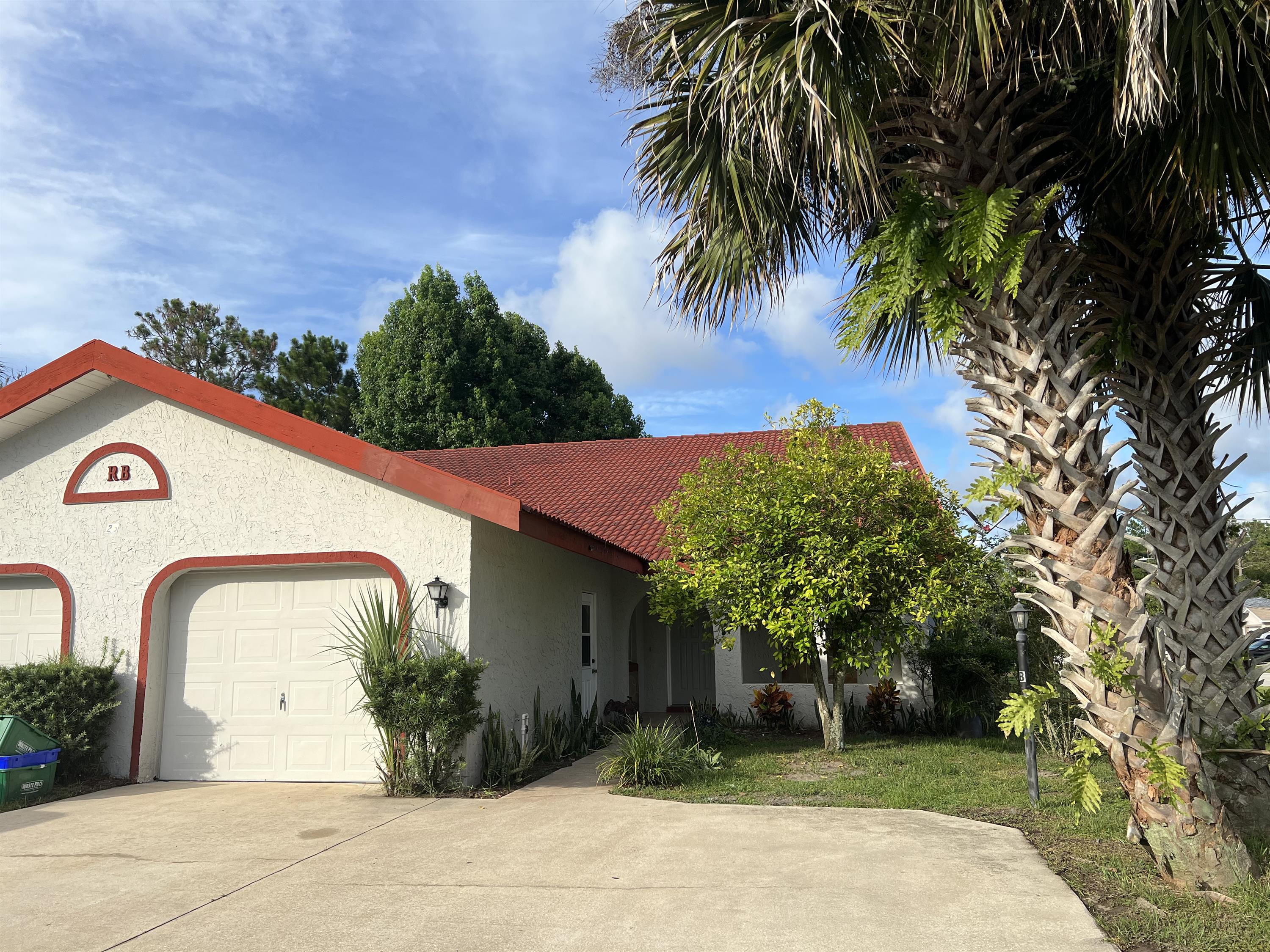 25 Plain View Drive - Unit B
